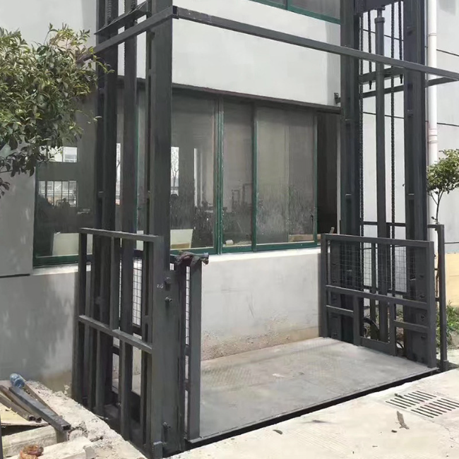 沙湾5吨室外升降货梯